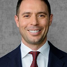 Nikolas_Takacs_2022_01_cropped-scaled